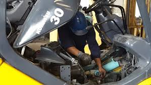 Sửa chữa hệ thống thủy lực xe nâng - Xe Nâng Thành Phát - Công Ty TNHH Thiết Bị Vật Tư Kỹ Thuật Thành Phát